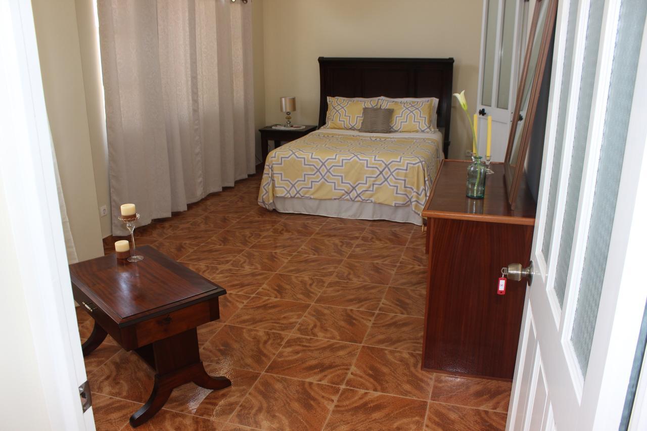 Hotel Cruz Grande-Brava Vila Nova Sintra Exteriér fotografie